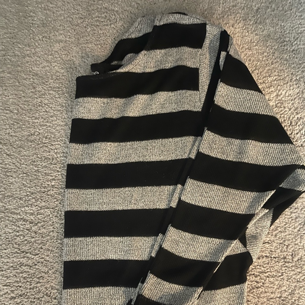 Woman’s Top, 3/4 sleeves, Size M/L